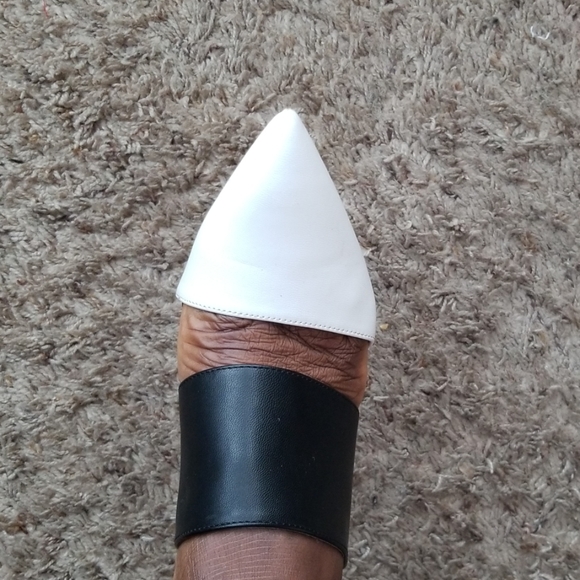 Black and white and white color block mules - Picture 5 of 5